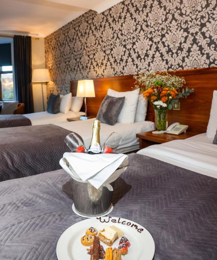 The Lakeside Hotel & Leisure Centre كيلالوي المظهر الخارجي الصورة